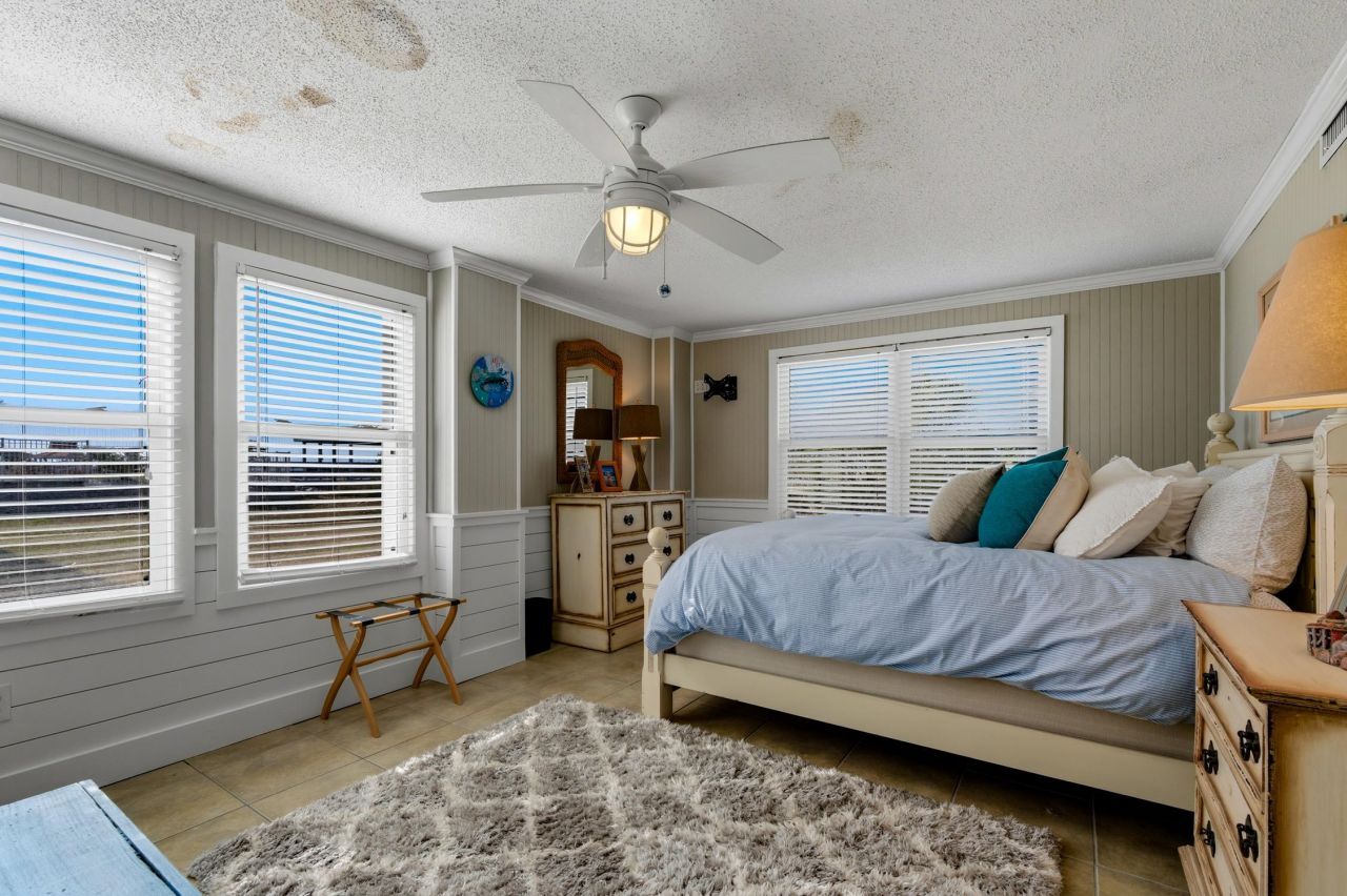 566 Yucca Ave. Photo 19