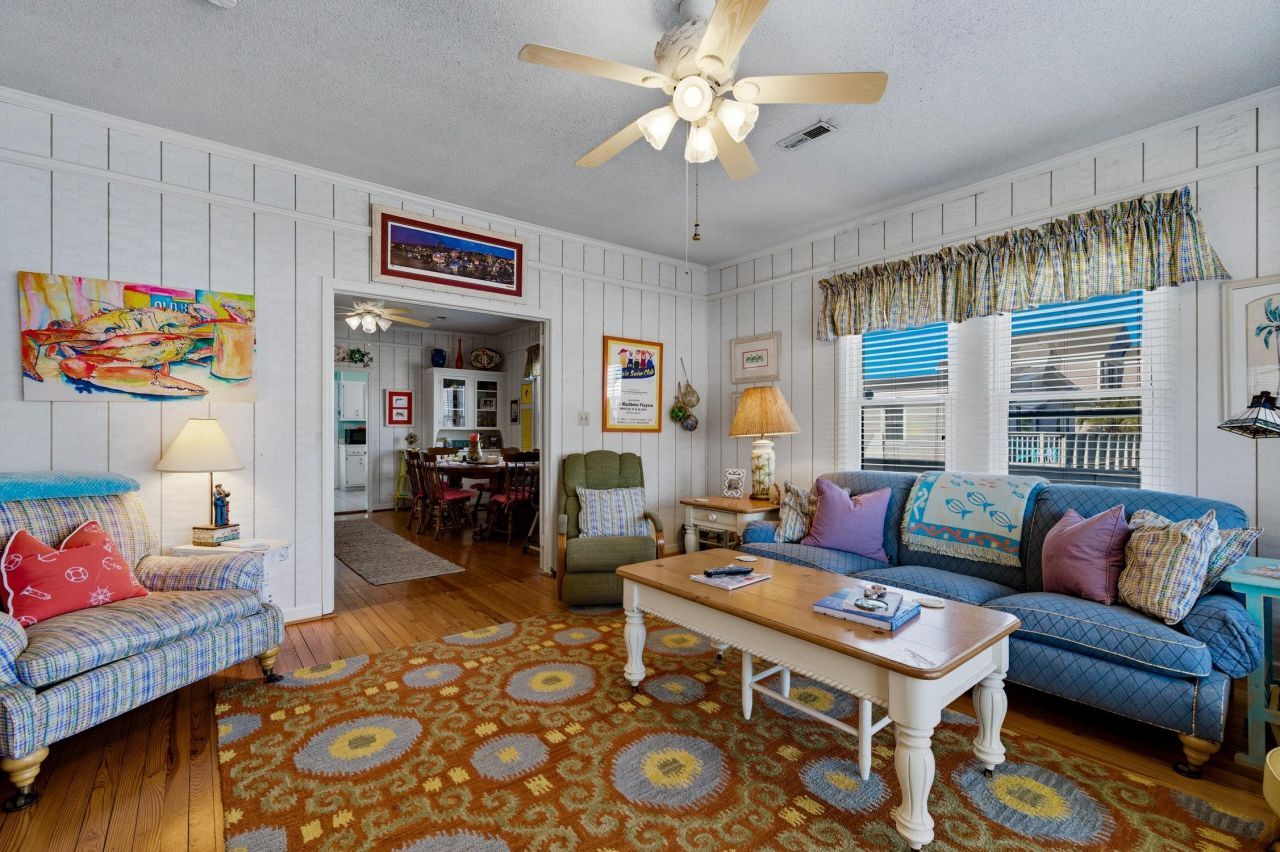 566 Yucca Ave. Photo 26