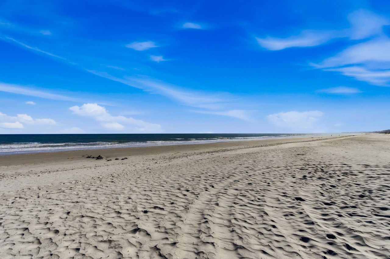 566 Yucca Ave. Photo 42