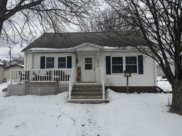 609 W MINER AVENUE, Ladysmith, WI 54848