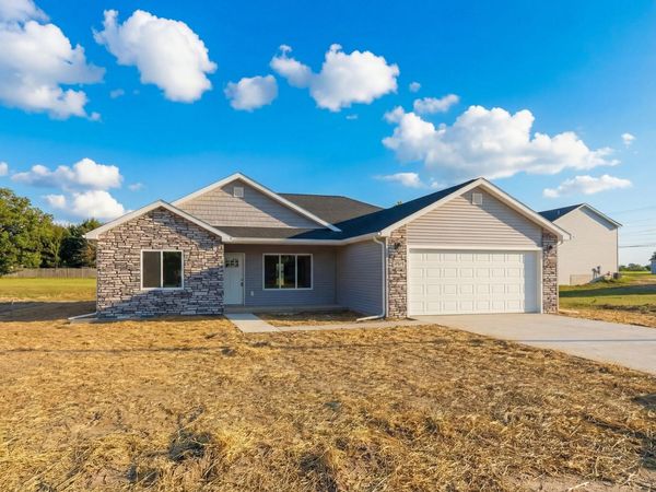 3556 Clinton Way, Jackson, MI 49201