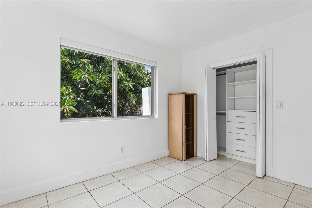 732 82nd St, Unit 1, Miami Beach, FL 33141 Photo