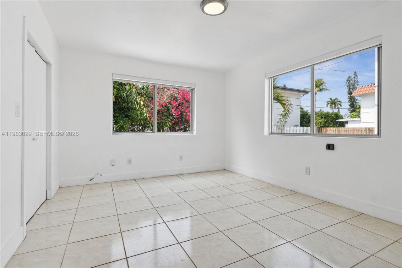 732 82nd St, Unit 1, Miami Beach, FL 33141 Photo