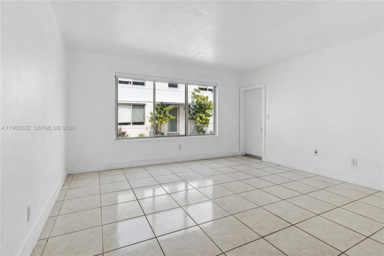 732 82nd St, Unit 1, Miami Beach, FL 33141 Photo