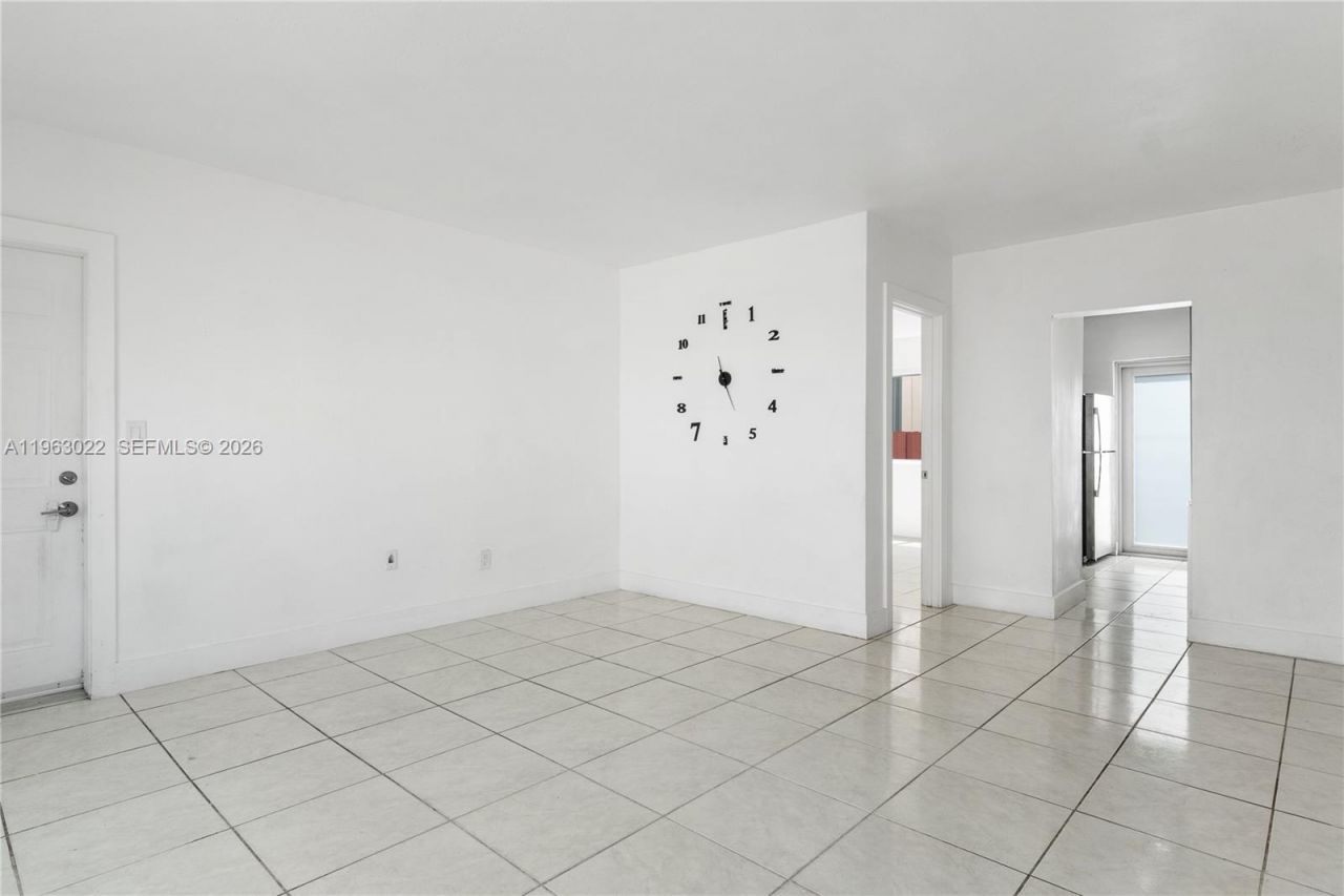 732 82nd St, Unit 1, Miami Beach, FL 33141 Photo