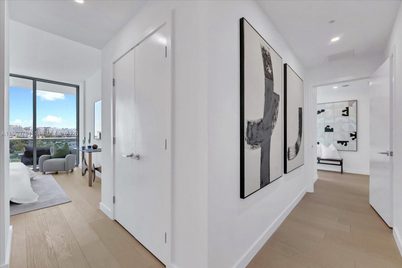 9201 E Bay Harbor Dr, Unit LPH01, Bay Harbor Islands, FL 33154 Photo