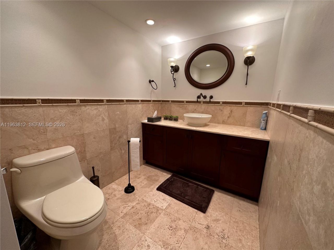 2555 Collins Ave , Unit 1207, Miami Beach, FL 33140 Photo