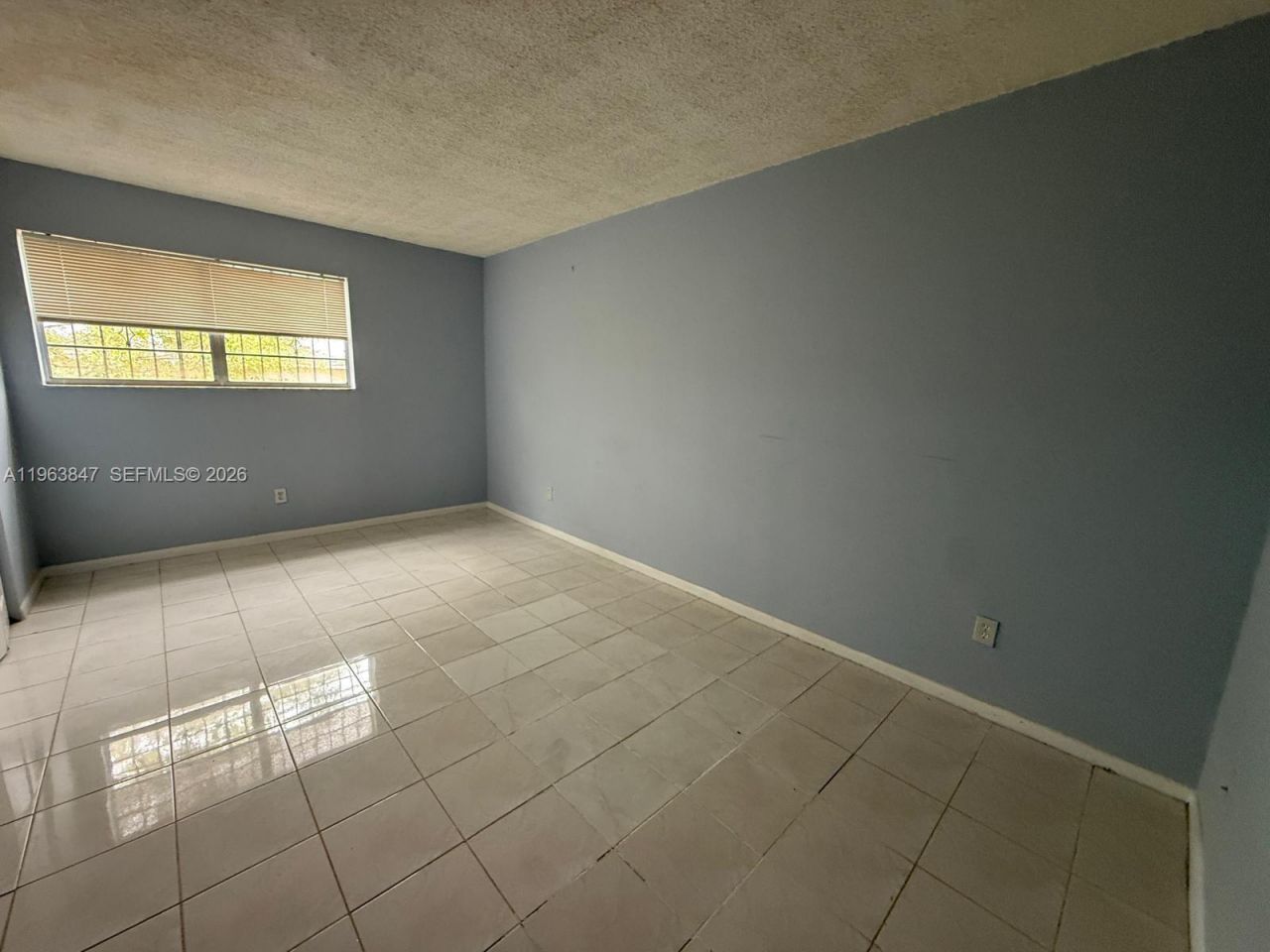 1255 W 53rd St, Unit 309, Hialeah, FL 33012 Photo