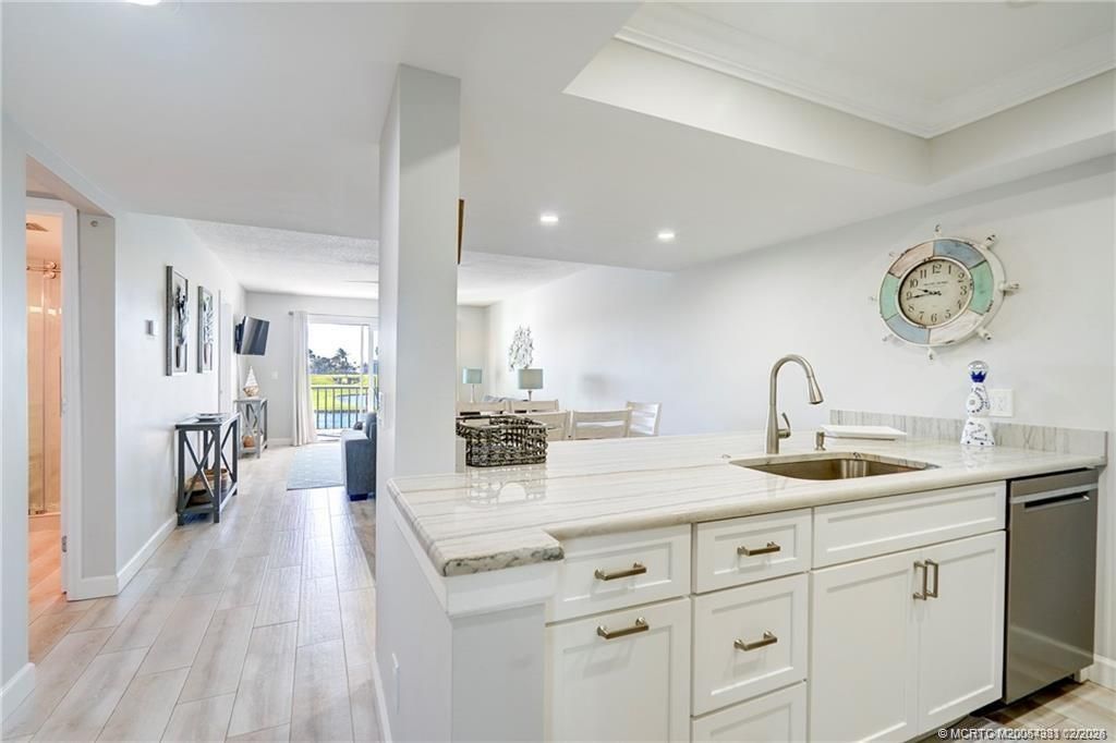 5602 NE Gulfstream Way, Stuart, FL 34996 Photo