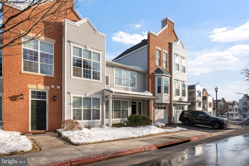 10793 Symphony Way, Unit 202, Columbia, MD 21044 Main Photo