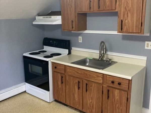 583 South St, Unit 2, Wrentham, MA 02093