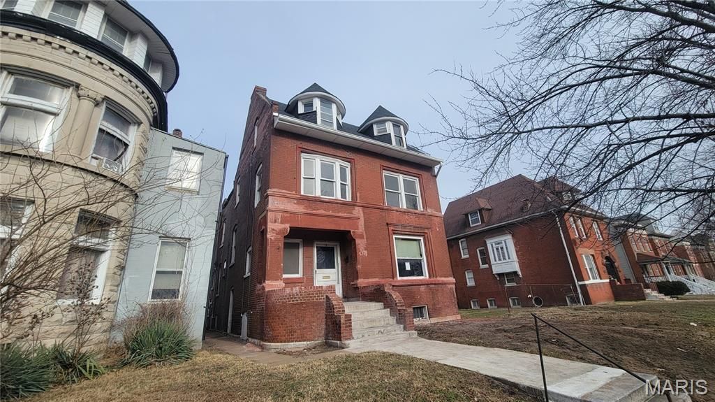 4253 Westminster Place, Saint Louis, MO 63108 Main Photo