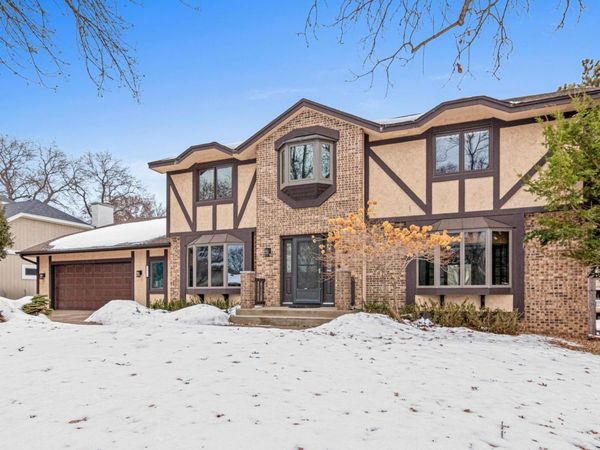 5816 Oxford Street N, Shoreview, MN 55126