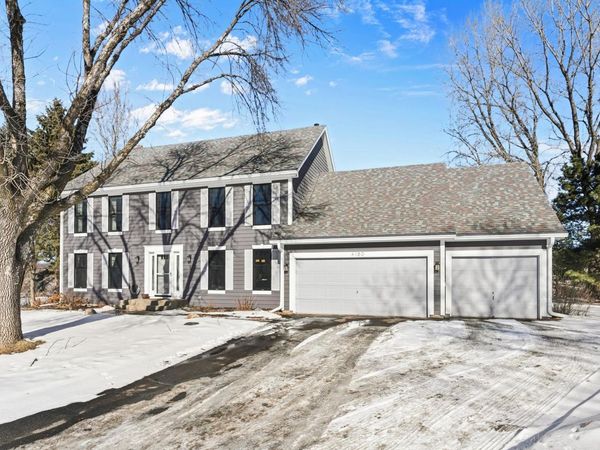 4180 Columbine Court, Vadnais Heights, MN 55127