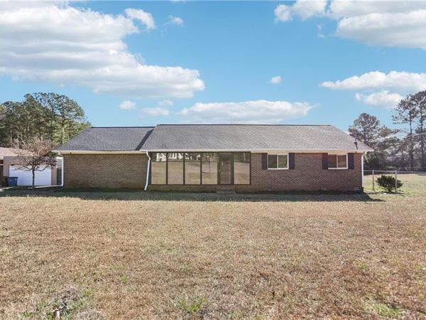 654 Conyers Road , Mcdonough, GA 30252