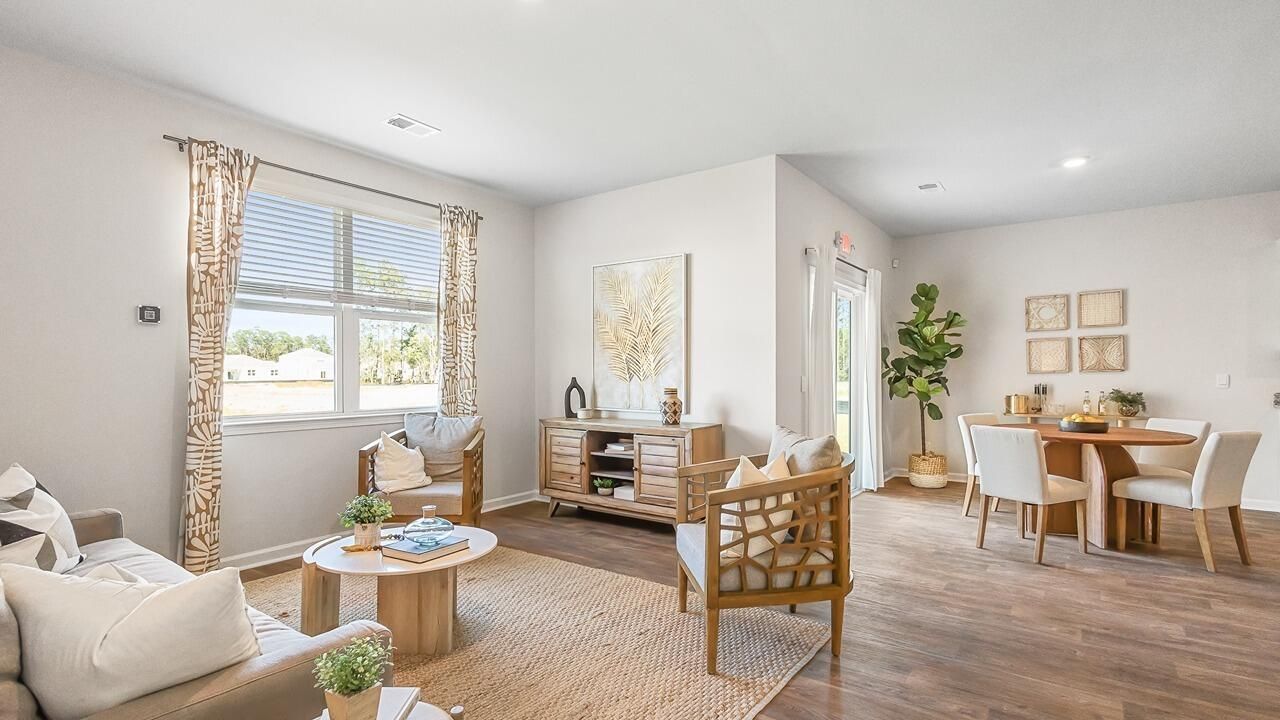 3955 Aberfeldy Lane Photo 5