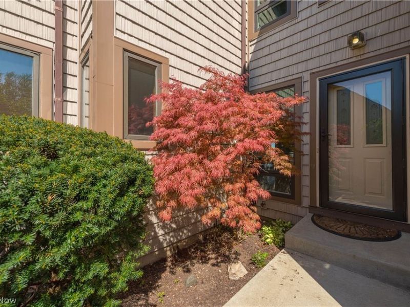 4607 Compass Rose, Unit 13, Vermilion, OH 44089 Photo 3