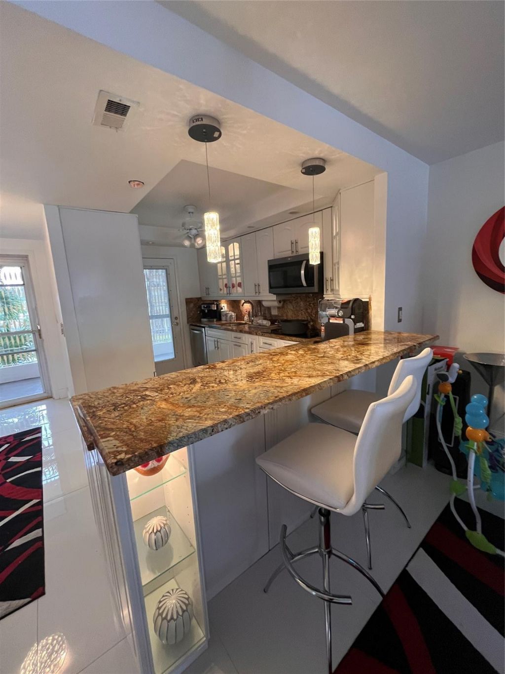 400 Golden Isles Drive, Unit 20, Hallandale Beach, FL 33009 Photo