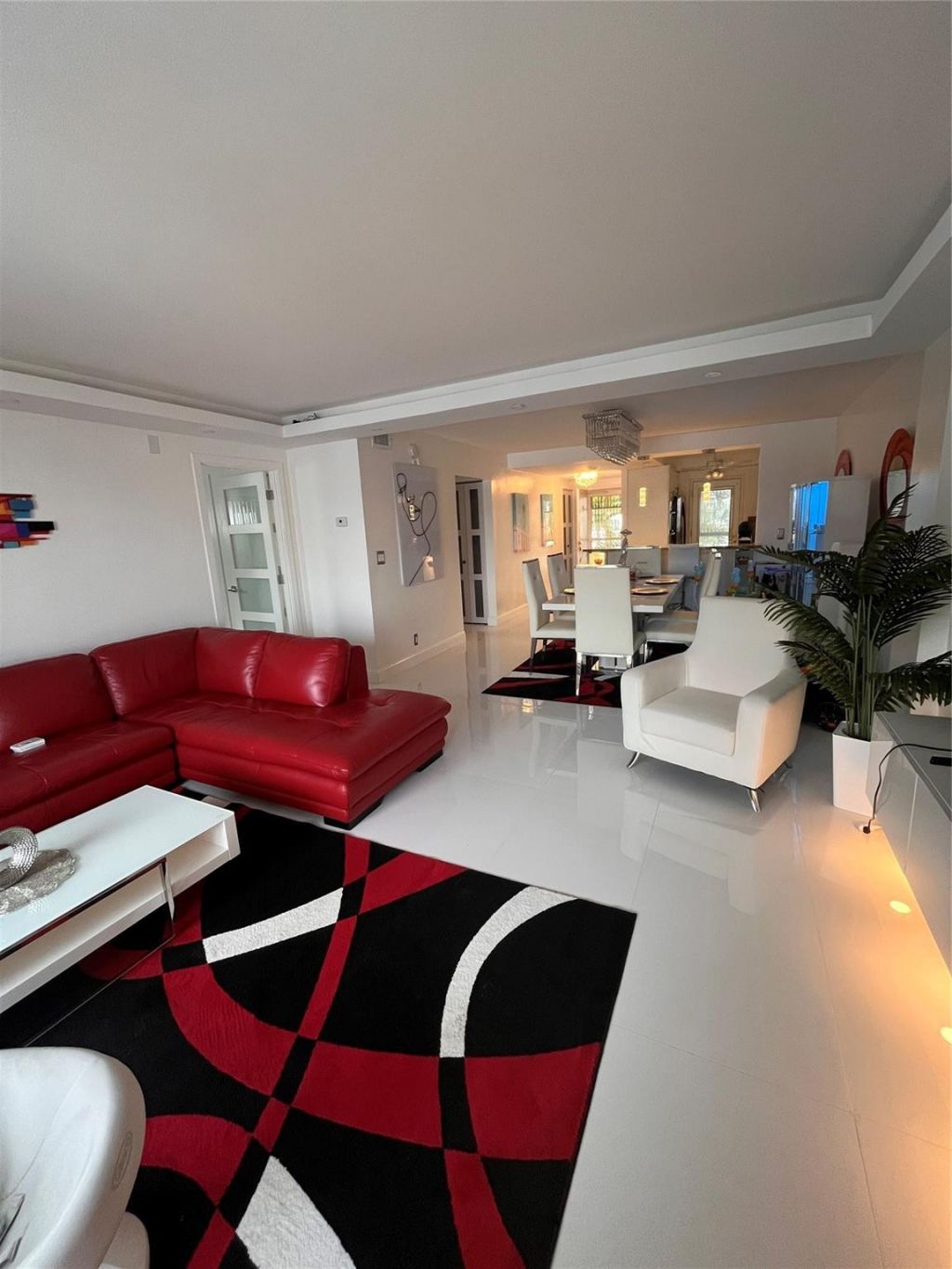 400 Golden Isles Drive, Unit 20, Hallandale Beach, FL 33009 Photo