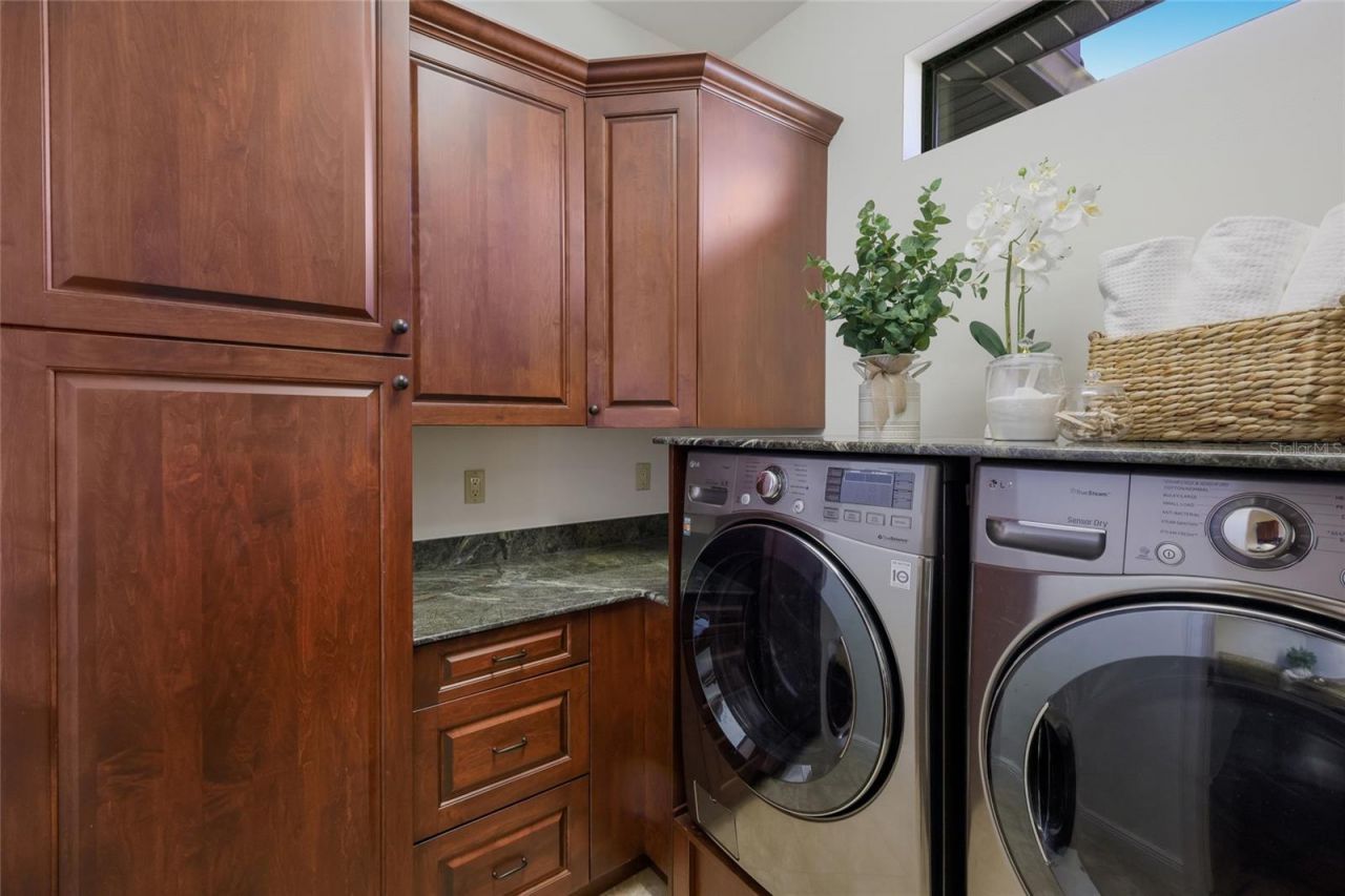 14909 Secret Harbor Place, Lakewood Ranch, FL 34202 Photo