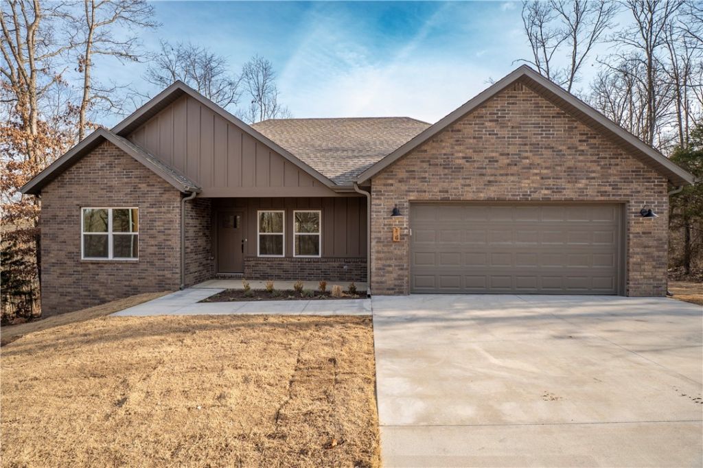 14 Nairn Lane, Bella Vista, AR 72715 Main Photo