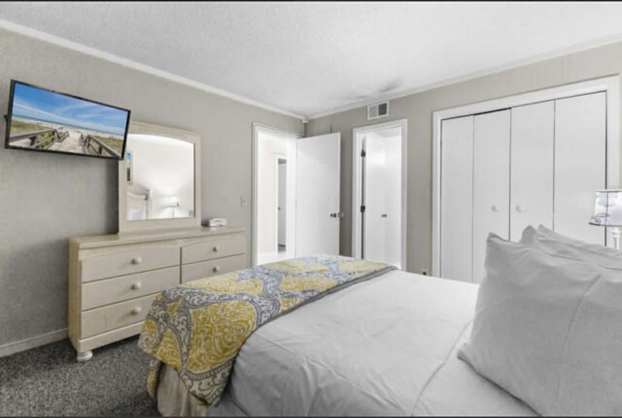 5905 S Kings Hwy. Photo 10