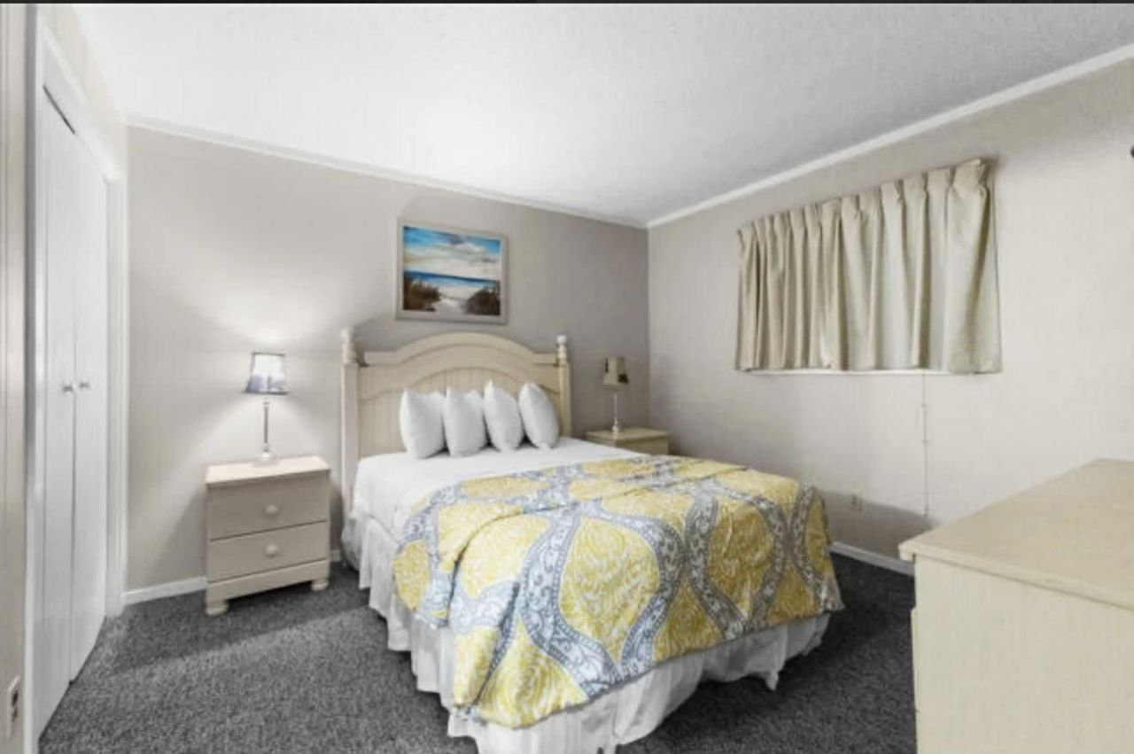 5905 S Kings Hwy. Photo 11