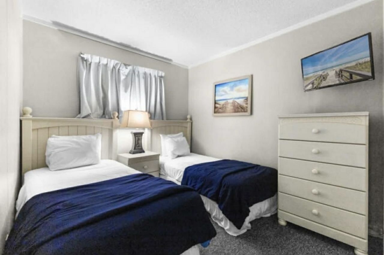 5905 S Kings Hwy. Photo 20