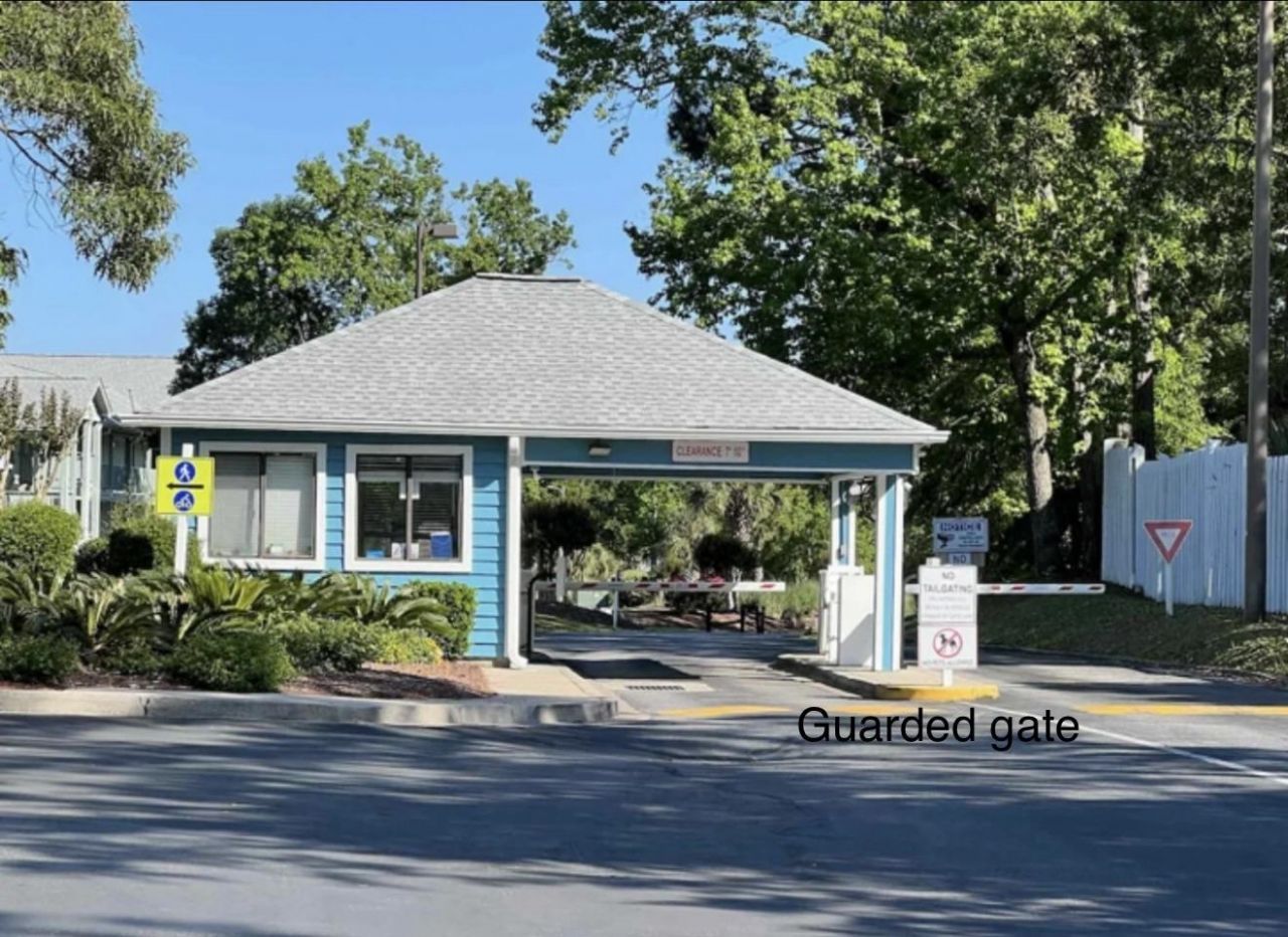 5905 S Kings Hwy. Photo 46