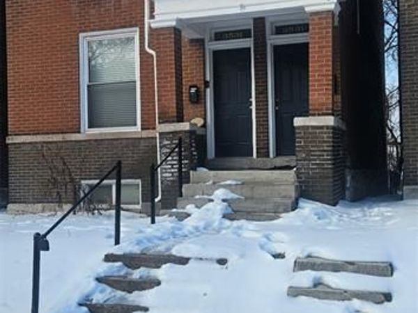 3531 Giles Avenue , St Louis, MO 63116