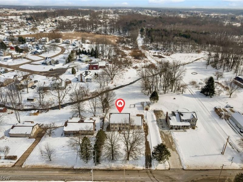 12224 Hoover Avenue NW, Uniontown, OH 44685 Photo 2