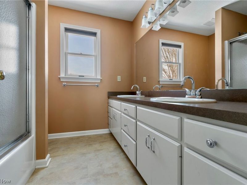 12224 Hoover Avenue NW, Uniontown, OH 44685 Photo 22