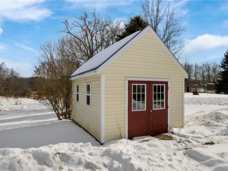 12224 Hoover Avenue NW, Uniontown, OH 44685 Photo 5