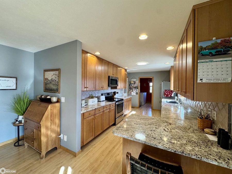 Property Image 28
