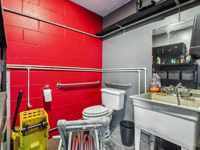 100 S Main Street, Peebles, OH 45660 Photo 11