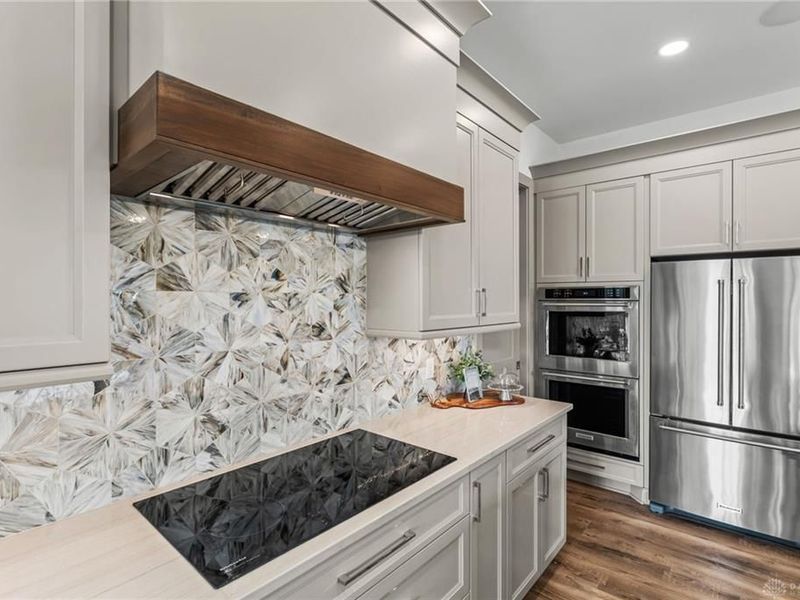 4193 Sweetbay Drive, Sugarcreek Township, OH 45440 Photo 18