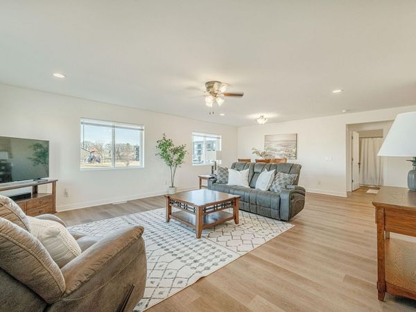 912 OREGON PARKS Avenue, Oregon, WI 53575