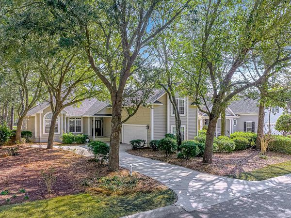 907 Tidewater Dr., North Myrtle Beach, SC 29582