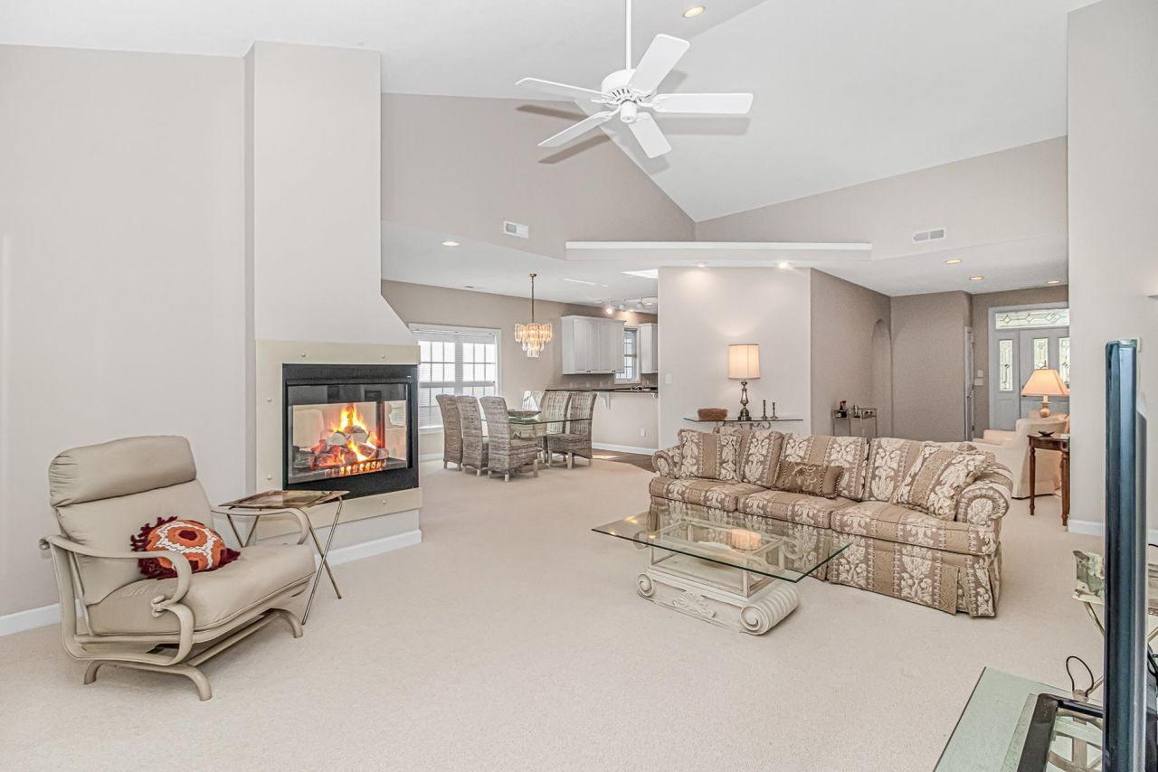 907 Tidewater Dr. Photo 10