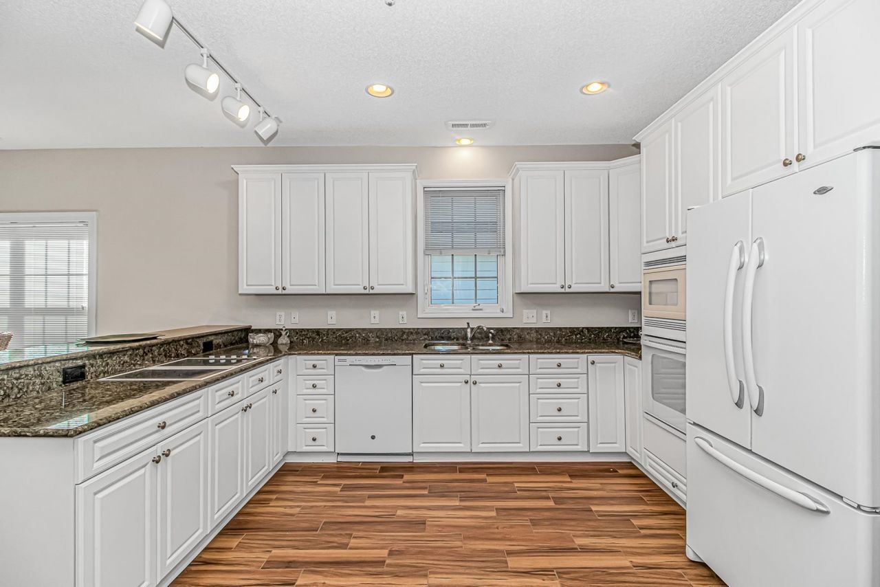 907 Tidewater Dr. Photo 14