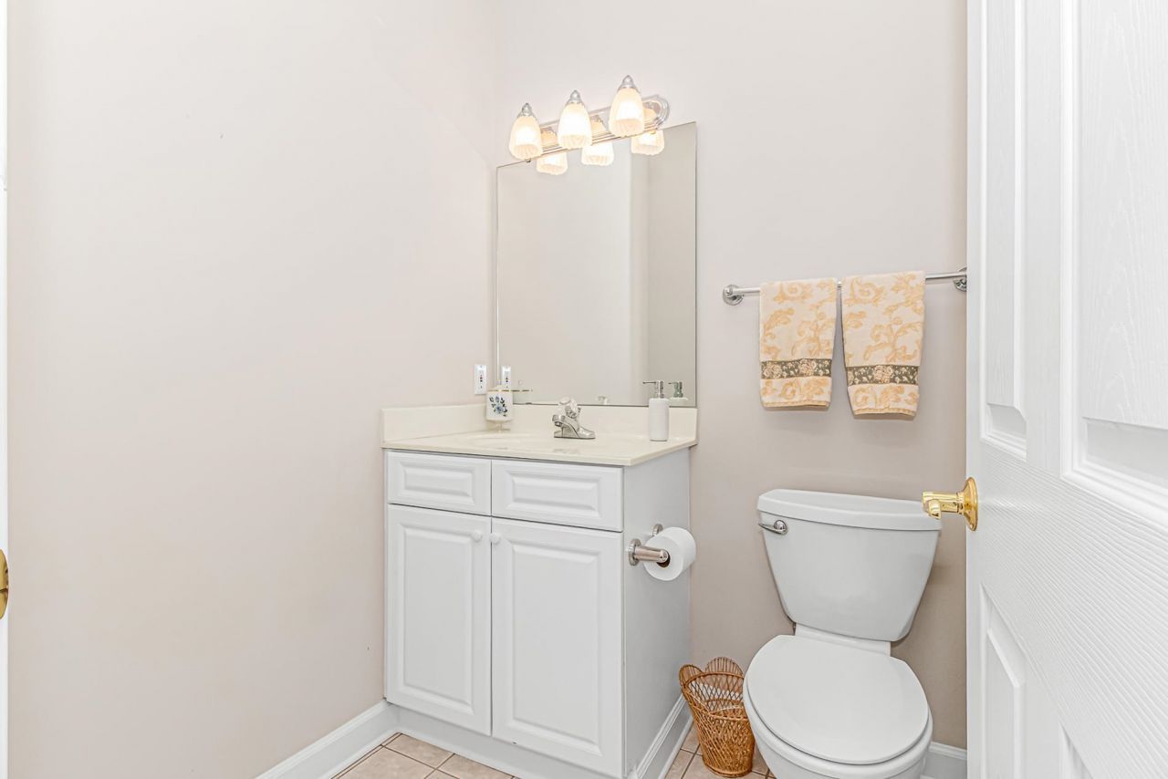 907 Tidewater Dr. Photo 29