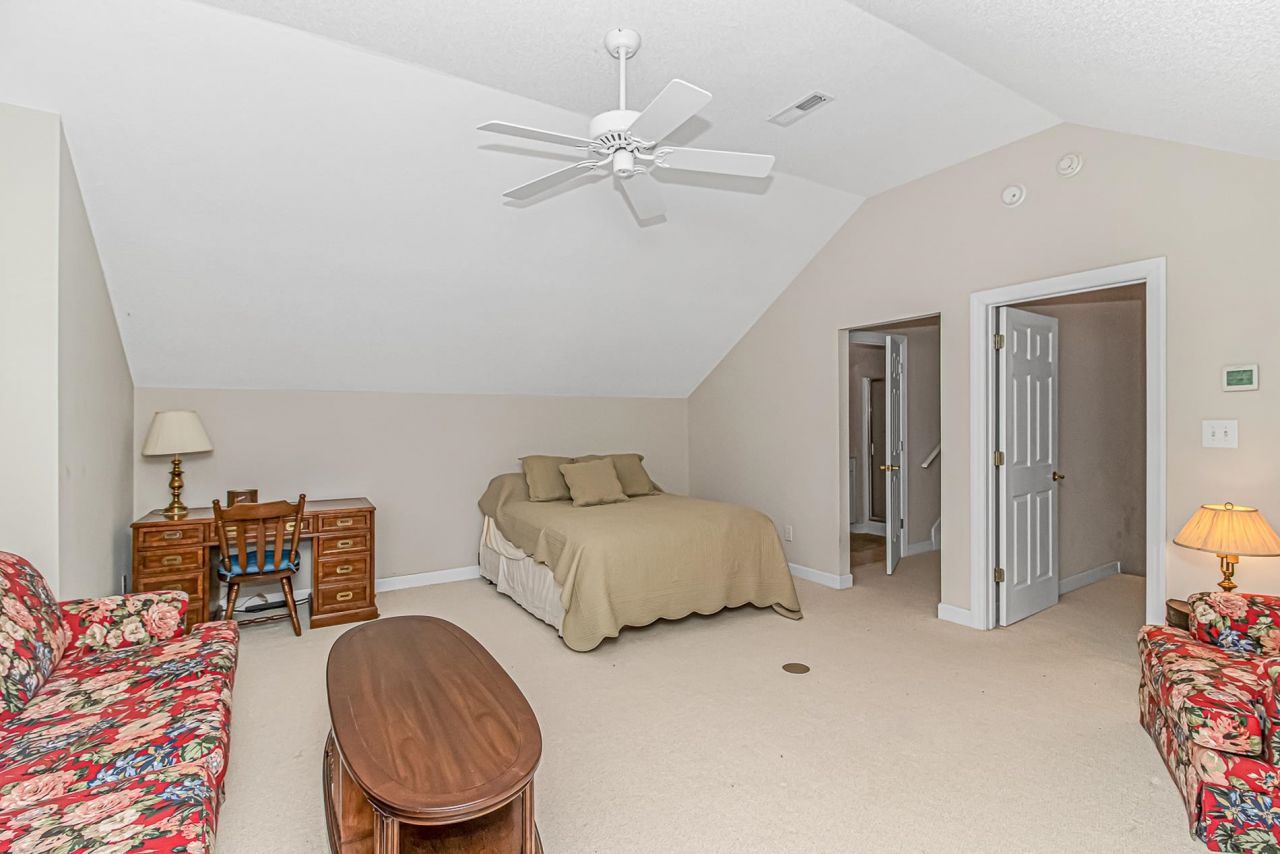 907 Tidewater Dr. Photo 31