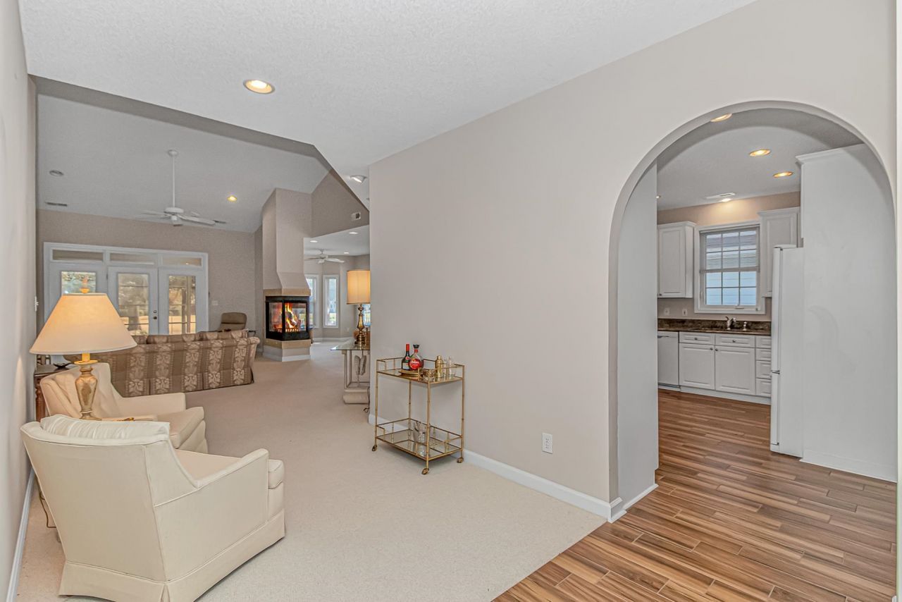 907 Tidewater Dr. Photo 7