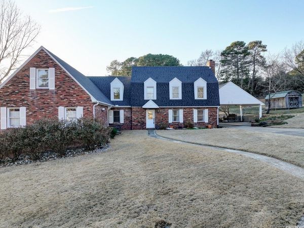 108 MAPLEWOOD Court, Hot Springs, AR 71913