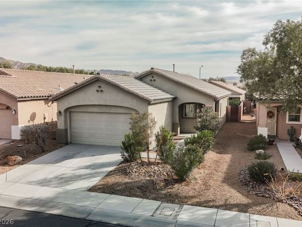 3328 Hackney Horse Court, Las Vegas, NV 89122