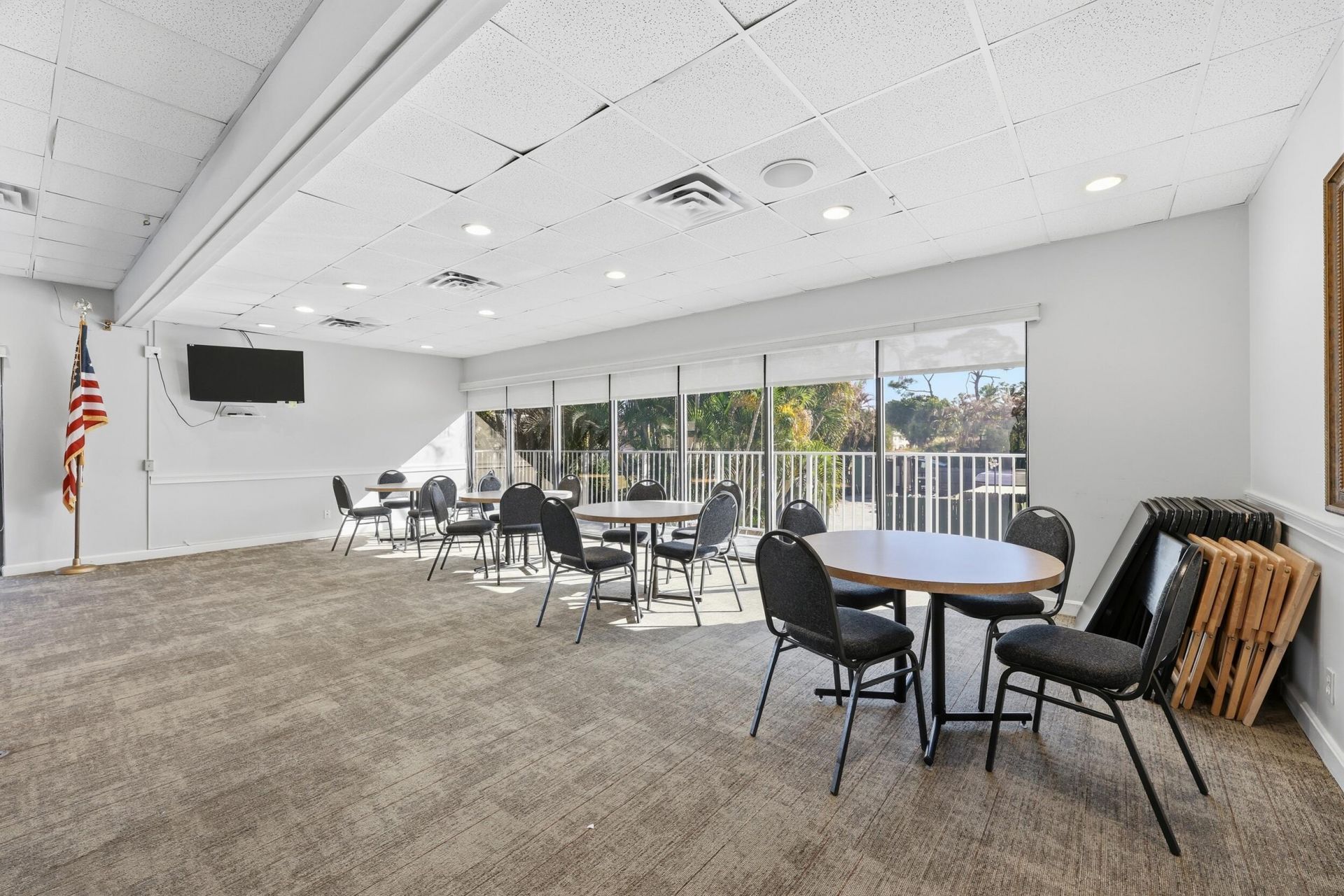 18081 SE Country Club Drive, Unit 6-60, Jupiter, FL 33469 Photo