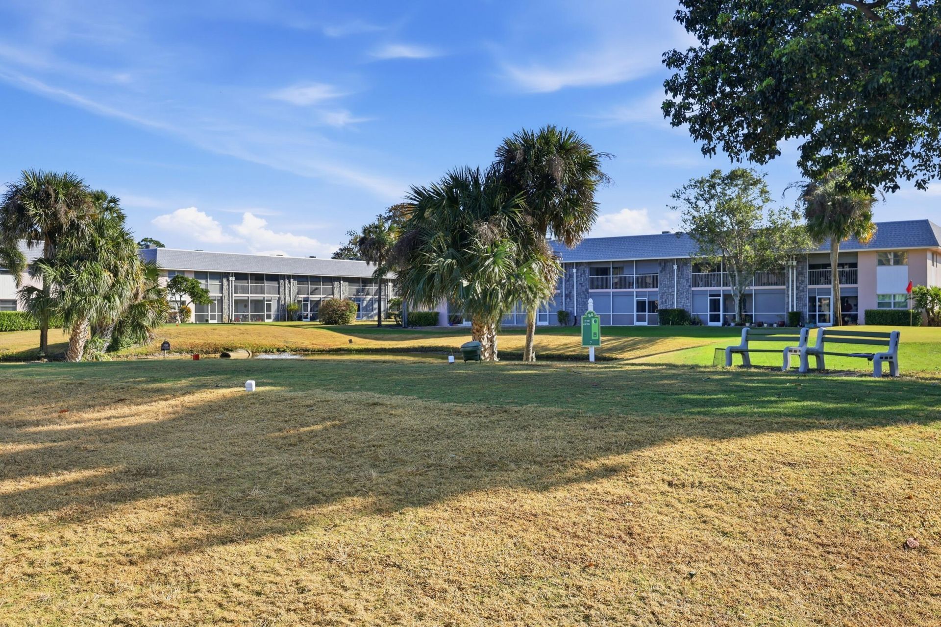 18081 SE Country Club Drive, Unit 6-60, Jupiter, FL 33469 Photo