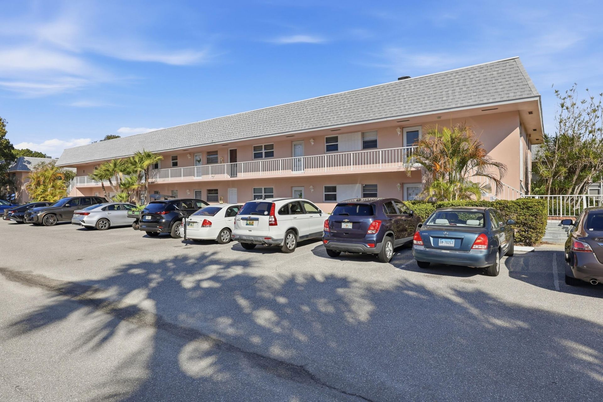 18081 SE Country Club Drive, Unit 6-60, Jupiter, FL 33469 Photo