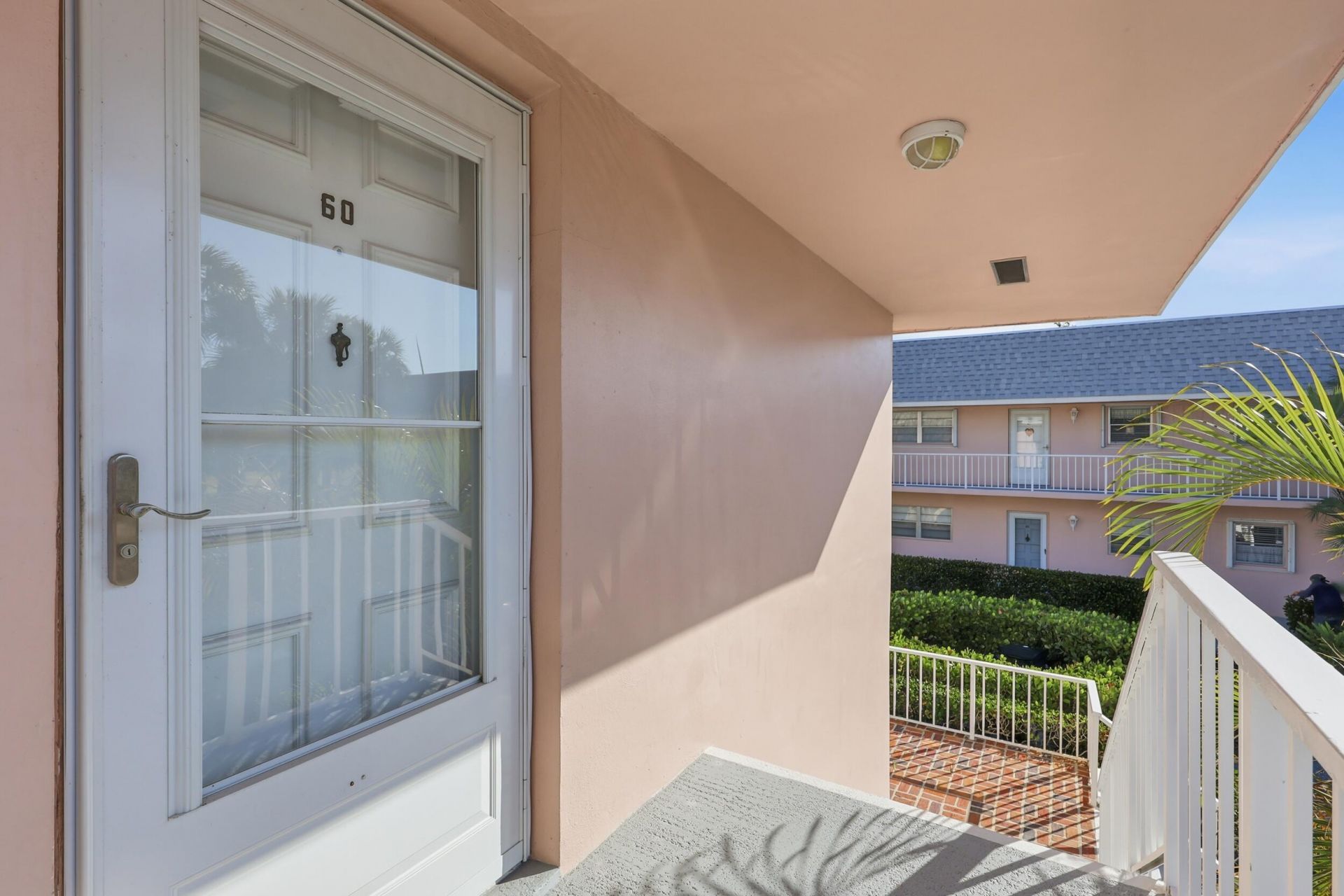 18081 SE Country Club Drive, Unit 6-60, Jupiter, FL 33469 Photo