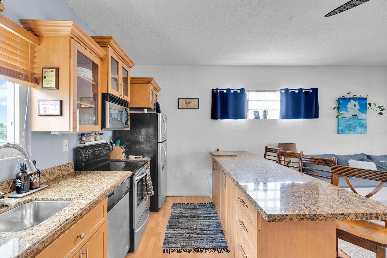 64 Coconut Drive, Key Largo, FL 33037 Photo